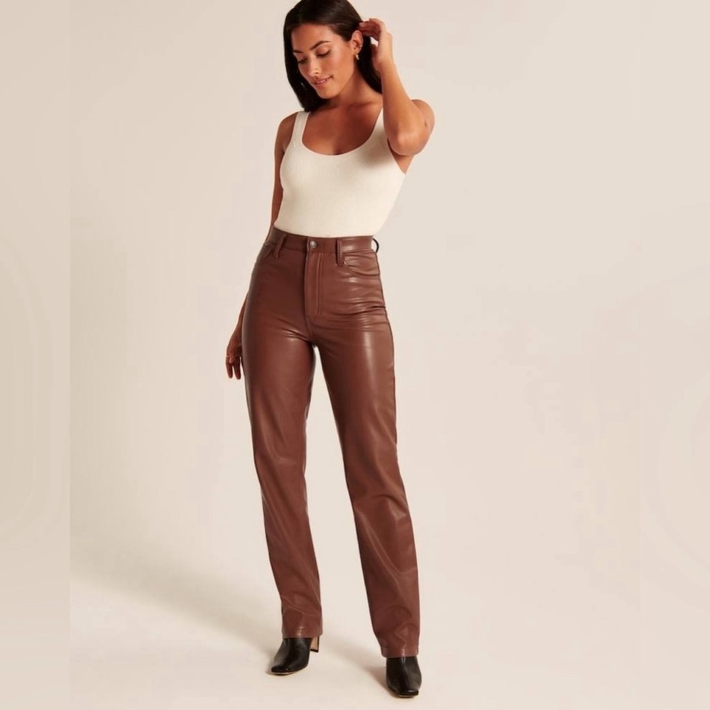 ABERCROMBIE & FITCH Vegan Leather 90s ultra high rise straight leg